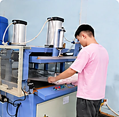 Máy ép gối tại xưởng Memon