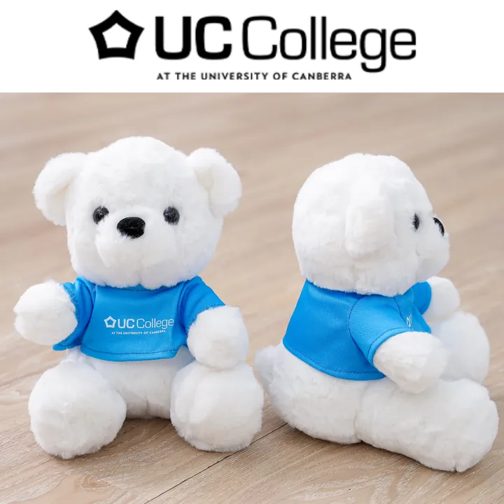 Gấu trắng áo logo - UC College