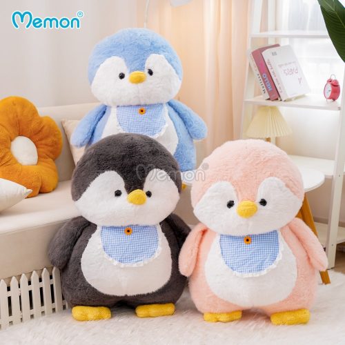 Gấu Bông Cánh Cụt Đeo Yếm