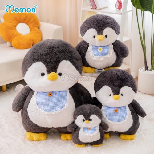 Gấu Bông Cánh Cụt Đeo Yếm