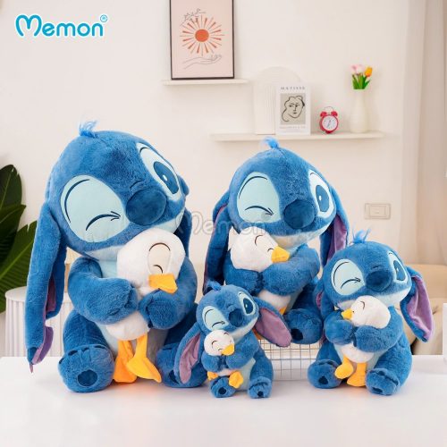 Gấu Bông Stitch Ôm Vịt