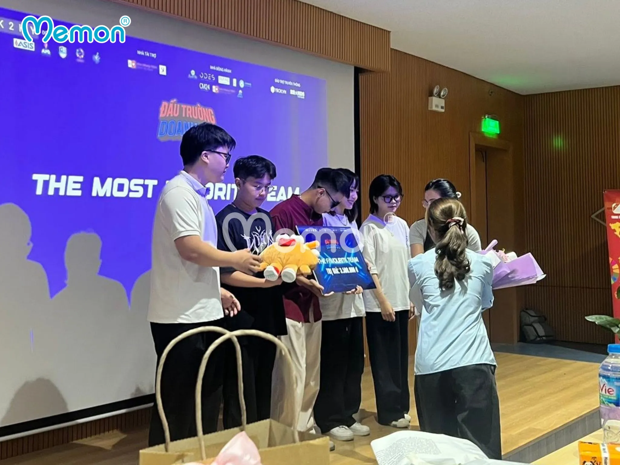 Mascot mini làm quà tặng nhân viên mới