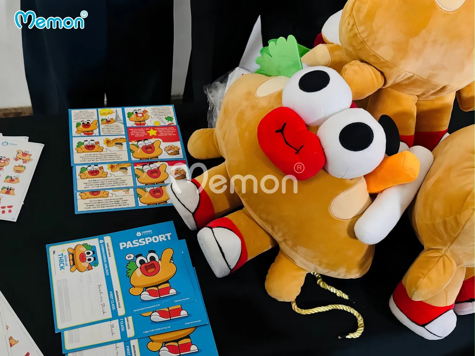 Mascot thương hiệu làm quà tặng