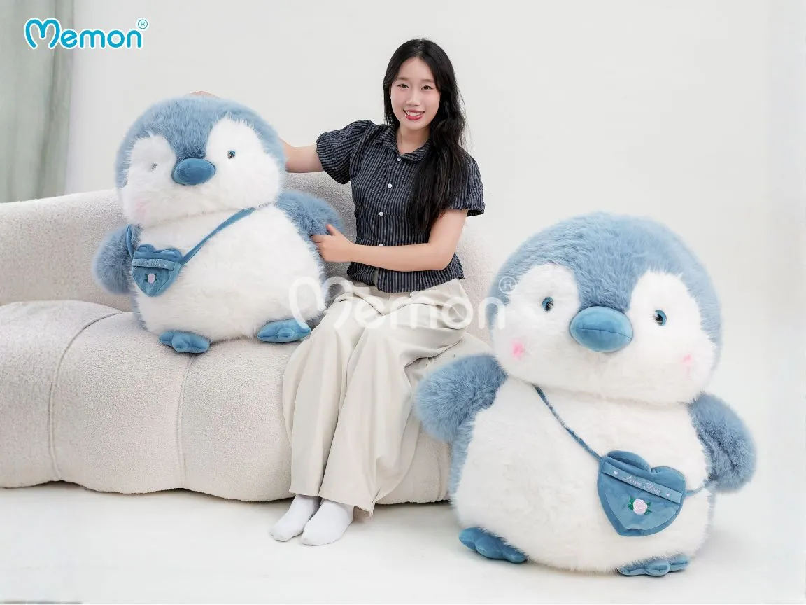 Gấu khổng lồ trưng bày tại nhà sách và khu vui chơi