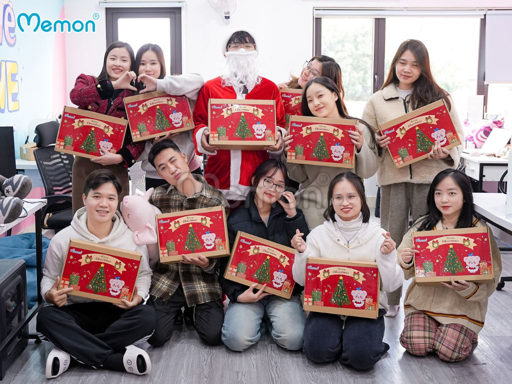 Gấu bông thương hiệu làm quà cuối năm cho nhân viên